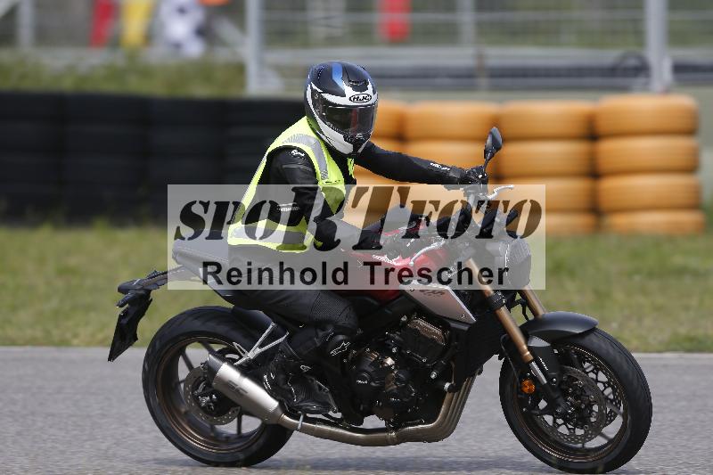 /Archiv-2024/17 01.05.2024 Speer Racing ADR/Schnuppertraining